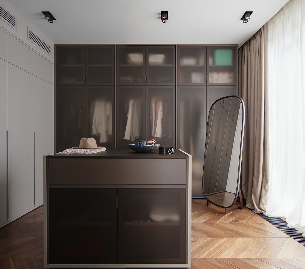 КРАСКА SATIN SM, ДЕКОРАТИВНОЕ ПОКРЫТИЕ МИККИ МАУСЫ В ПРОЕКТЕ АННЫ САМАРИНОЙ, ЕКБ