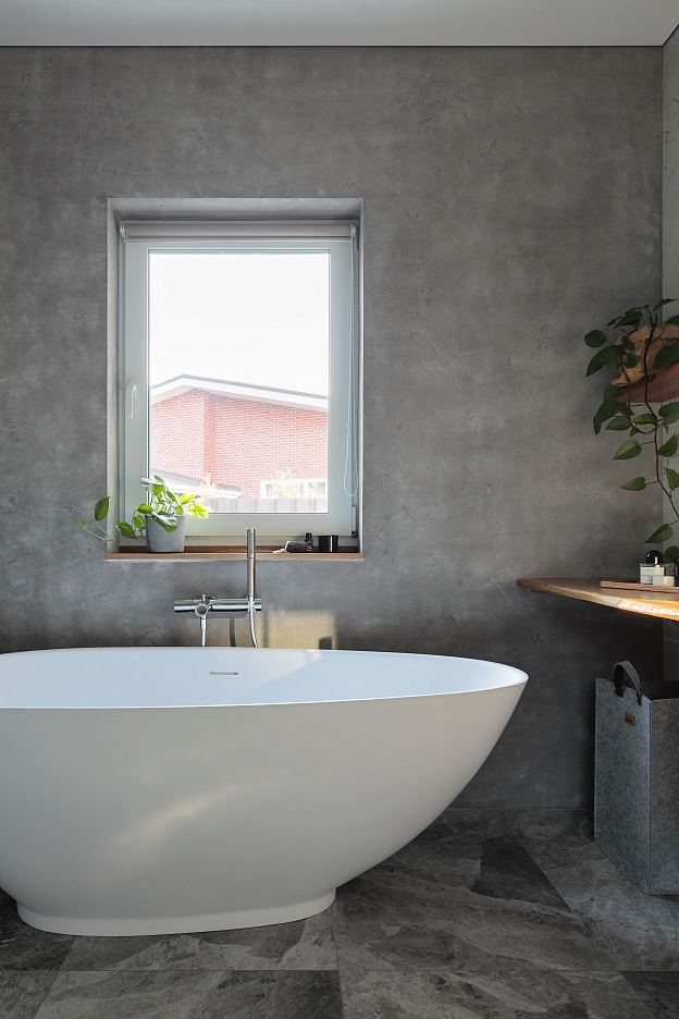 ДЕКОРАТИВНЫЕ ПОКРЫТИЯ В САНУЗЛЕ, КРАСКИ СЕРИИ H&H В ПРОЕКТЕ ОЛЬГИ МЕНИЦКОЙ, СПБ