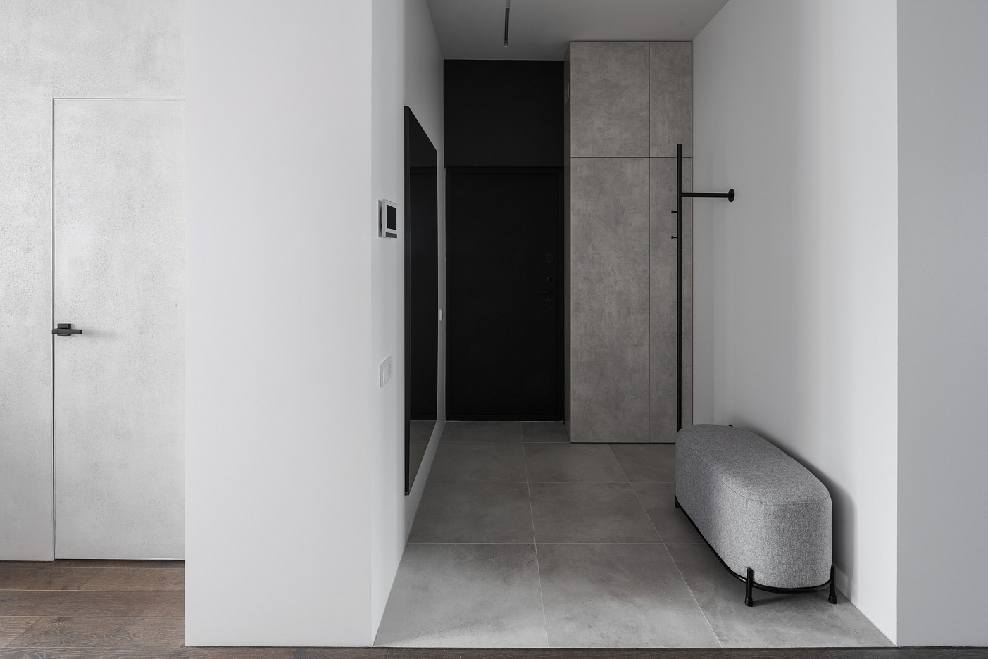 ДЕКОРАТИВНЫЕ ПОКРЫТИЯ, КРАСКА SATIN SM В ПРОЕКТЕ СТУДИИ ОДНОГРУППНИКИ, ЕКБ