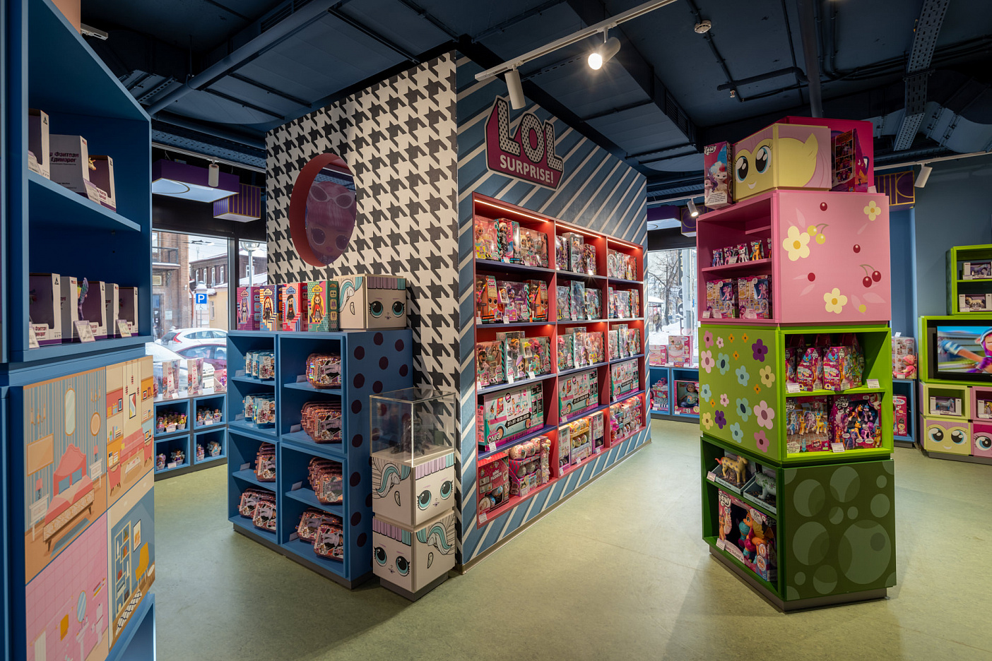 ДЕКОРАТИВНЫЕ ПОКРЫТИЯ, CLIPART, СТЕКЛОХОЛСТЫ VITRULAN, КРАСКИ H&H В БОЛЬШОМ ДЕТСКОМ ПО ПРОЕКТУ RIM VIII, ЕКБ